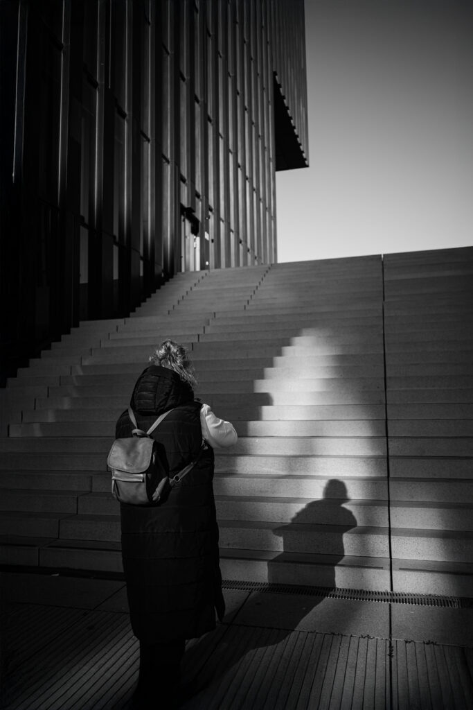 Streetfotografie, Düsseldorf, s/w, Sichtbarkeit